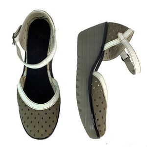 FLY London Yuti White/Gray Lesther Wedge Heel Mary Jane Size 41/USA 10.5